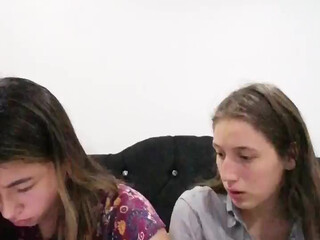 algodondeazucar cute brunette girl licks dildo