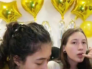 algodondeazucar nice lady massages vagina