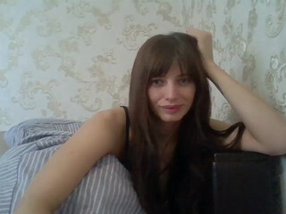 AlinaKat crazy woman fucks pussy with phallus