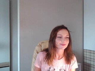 aliskacomely cute bitch caresses sex lips