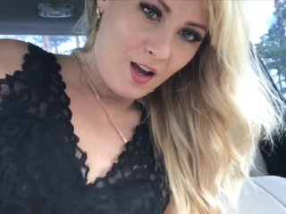 AmandaWhite Incendiary lady