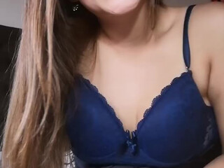 amberbennett7 gorgeous beast jumping on a dildo