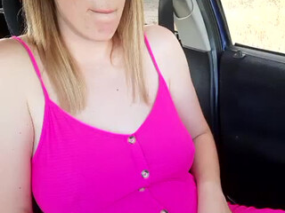 AmeliaSeen graceful babe gently masturbates pussy