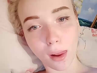 Ariel006 chic striptease