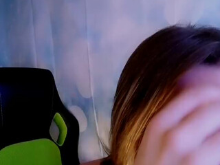 blueeye girl Lousy lick