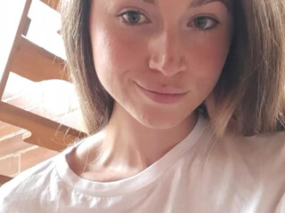 bruunalove  appetizing bitch fingering sex machine