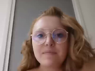 coleen1607 shy young lady caresses intimate places