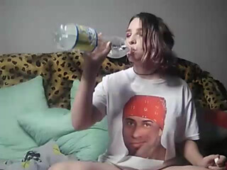 DeloraFade shy slut with a nice ass fucks pussy