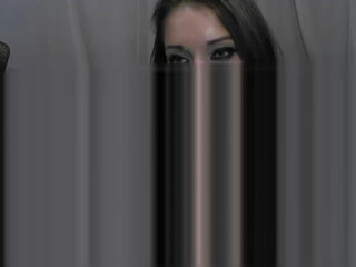 Emeraldass pulls hand clit