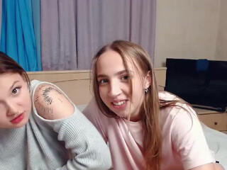 GeraDalla gently pushes the toy in her pussy