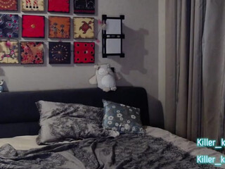 KillersTits horny nymph flirts in french