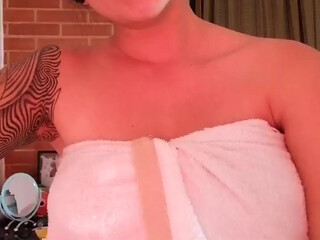 kitty goddess cute bitch in erotic outfit