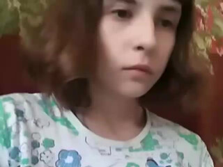 kotik19pochka seductive babe masturbates shaved cunt