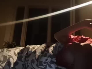 larara slutty bitch masturbates pussy