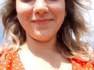 LediLola skinny slut plays with sex toys