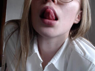 LuckyAnneta vicious lady pulls clit