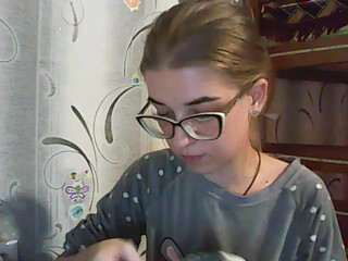 malvinella hardcore whore cums nonstop