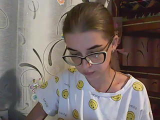 malvinella playing with her big tits