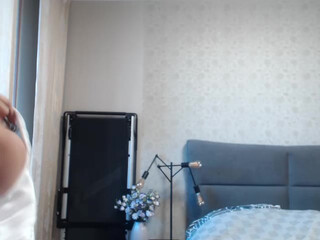 Mashulya29 Redheaded chick