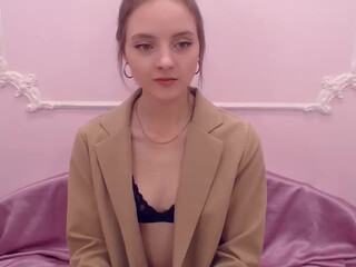 MikkiKris Sexy girls