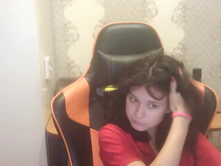 Mila18777 Siskata Mare