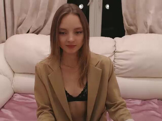 MikkiKris Ardent student