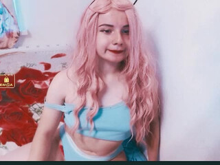 Mimimigirl cute slut jumps on a dildo