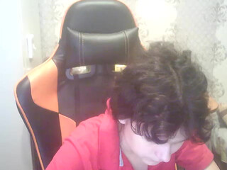 Mila18777 violent orgasm