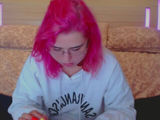 MolliaJany shines pussy and caresses big tits