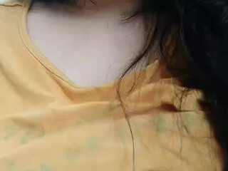 natashasex4 busty chick talks in french