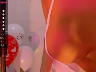 paulina burning cute lady gently massages pussy