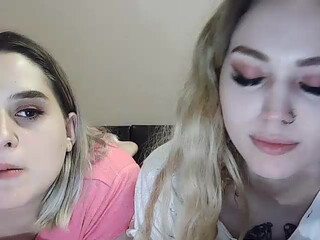 PonyQueenn playful flirt dancing striptease