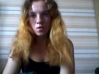 PrettyVoron cute bitch shows off her gorgeous body