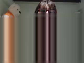 sandryloven blonde darling seductively rubs her cunt