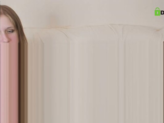 sexyygirlss appetizing dancer poses for the camera