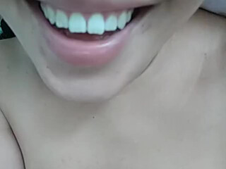 Sexyaziatka a cool lady rides a sex toy