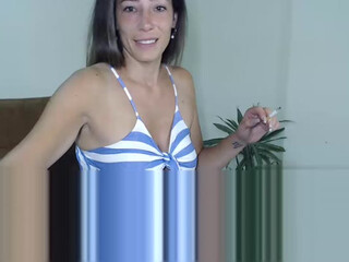 sweetalegra magnificent mother dances