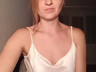 Tomuchofheave home julia squeezes her tits