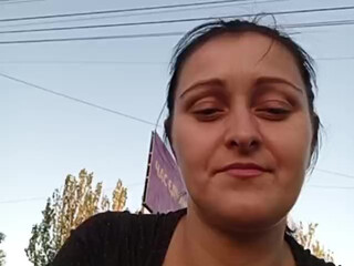 viki33viki hot brunette girl passionately jerks off her cunt