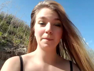 VictoriaSecretss Redheaded chick