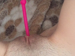 VwVwVa bong anchovies in red