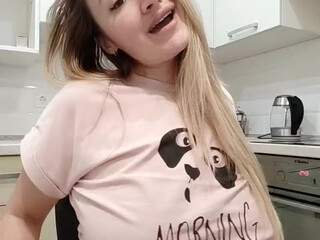 Your DreamGirl  Chubby brunette