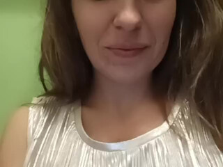 yyuulliiaaa spicy slut jerking hairy cunt