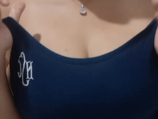 yejuxxx blonde passion caresses shaved pussy