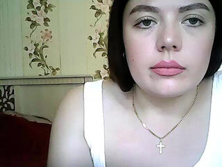 Yuliasamaya jerks off and gets an incredible orgasm