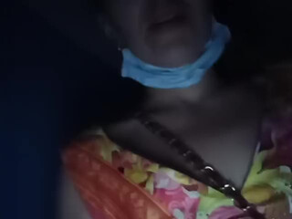 yyuulliiaaa seductive pussy shoves balls in the anus