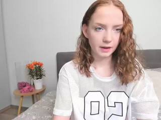 AGNES 777 adorable petite effectively jerking pussy