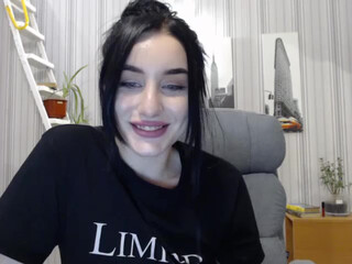 Alina kalina likes to hammer in all holes