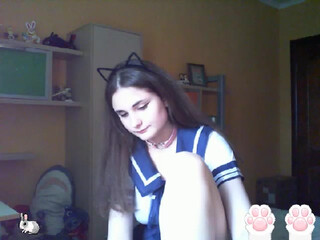 BLACKBLANCA showing off her young body