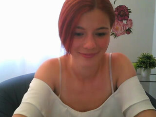 DelicAdore obstinate queen jerking off her cunt